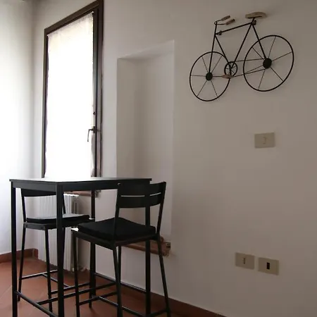 Le Vie Del Centro * Ferrare